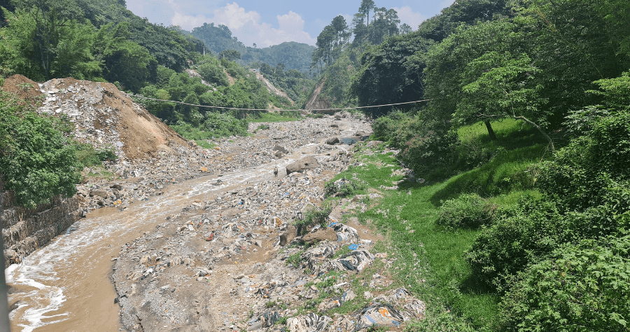 DCT also takes steps in Guatemala: a clean Rio Las Vacas!